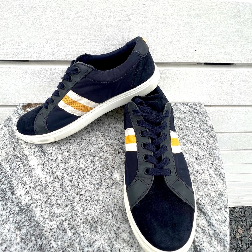 Purificación Garcia Navy Women’s Sneakers tennis shoes, size 7